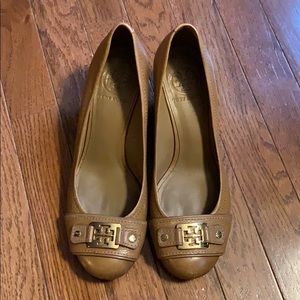 Tory Burch wedge shoes 8M